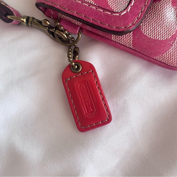 Rare Coach Signature Raspberry Pink Leather Trim Wristlet Keychain Vintage Y2K - Picture 5 of 5